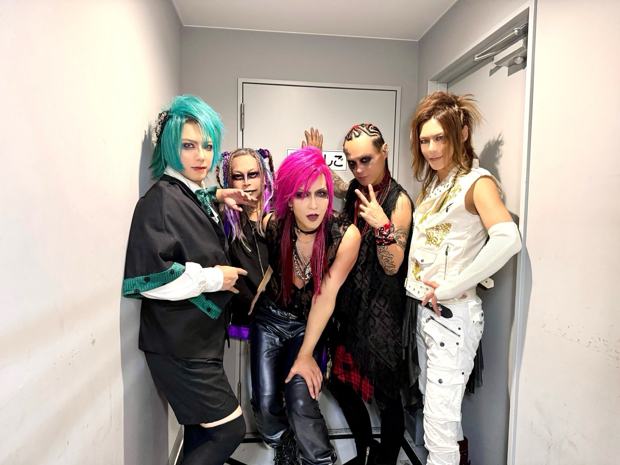 MASATOさん(UCHUSENTAI:NOIZ/宇宙戦隊NOIZ) 写真集① MASATOさん(UCHUSENTAI:NOIZ/宇宙戦隊NOIZ) 写真集①