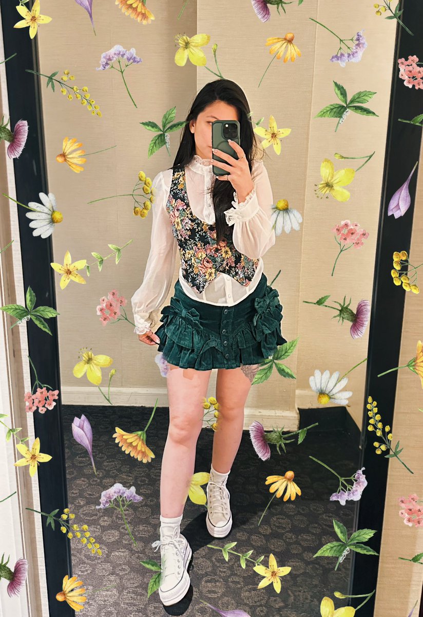pikaaaliu's tweet image. tonight’s fit