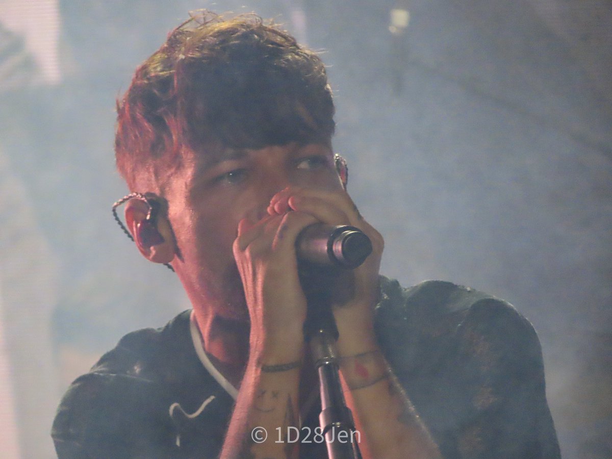 Louis at Lodz Summer Festival - 📷

First batch 

Credit if you want to use!