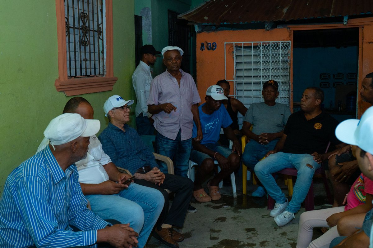 ¡LA TAREA DEL MOMENTO!

En Santo Domingo Este, el PRM tiene debilidades que todos reconocemos y aceptamos. Así, que no hay más tarea que afrontar esas debilidades institucionales hasta que se instale una dirección municipal creíble y comprometida con la colectividad partidaria.