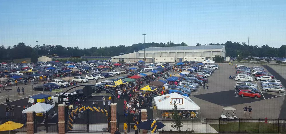District2pod's tweet image. We're getting close to football season! And while we wait, we want to highlight a few stadiums throughout the state (Excluding D1) that you should check out this fall!
The first stadium we are going to highlight, is right here at home in Danville, @AverettU1859
The real ones…