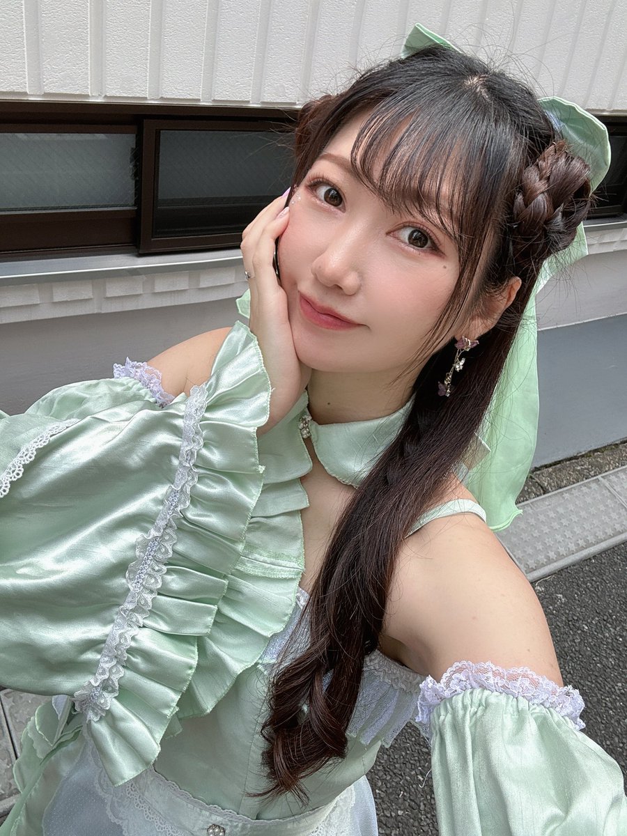 meguguuuu's tweet image. 日曜日のおはよう🔆
今日はみんな ♪みどり色に染まれ〜 🌱
1日楽しもうね✨✨✨
#まめちゃん生誕2025