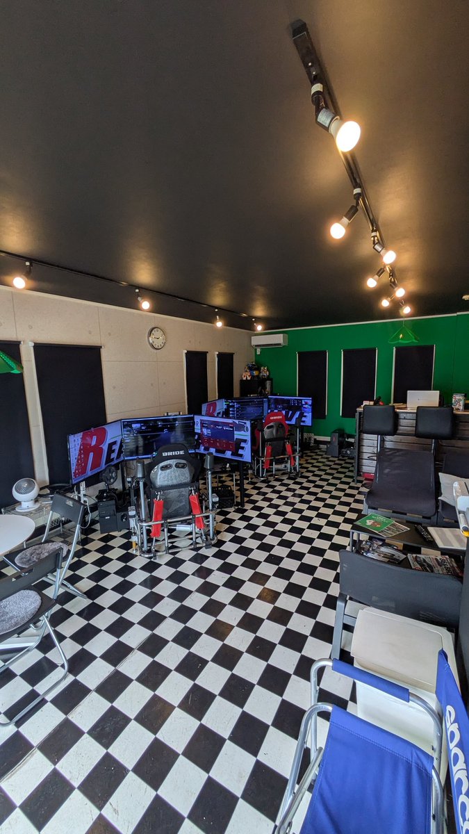 rss_REAL_DRIVE's tweet image. 今日も元気に営業スタートしました😊
本日は、オートガレージメガテックとレーシングシミュレーターショップREALDRIVEの店舗をワンマン運営なのでご迷惑お掛けしない様に営業しますのでお気軽にご来店下さい❗
本日、10時30分からのご予約のお客様も気を付けてご来店下さい✨