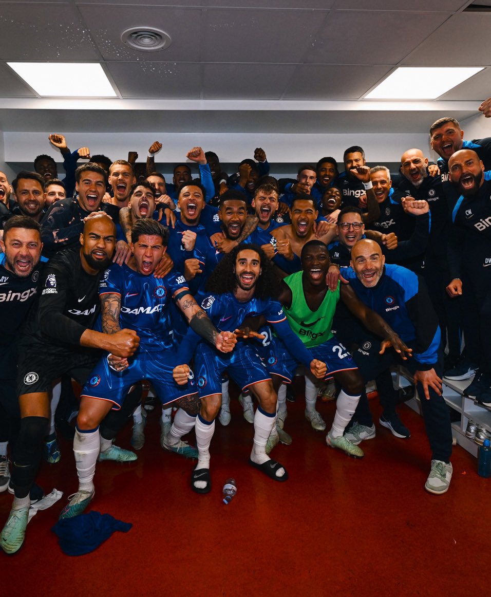 UberChelseaFC_'s tweet image. “Romance dies and money talks.”