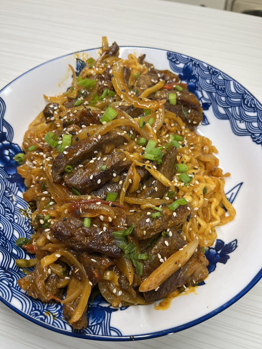 KKateone's tweet image. stir fried short rib ramen