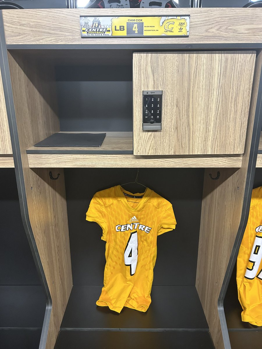 Camden Cox (@camdencox_4) on Twitter photo Had a great time coming back out to <a href="/CentreFootball/">Centre College Football</a> checking out the amazing facilities and spending time with the great coaching staff!
Thank you <a href="/lachendro1/">Coach Lachendro</a> for the invite.
<a href="/MikeCollins05/">Coach Collins</a> <a href="/tslester6/">Thomas Lester</a> <a href="/AmehreMorrison5/">Amehre Morrison</a> Had a great time coming back out to <a href="/CentreFootball/">Centre College Football</a> checking out the amazing facilities and spending time with the great coaching staff!
Thank you <a href="/lachendro1/">Coach Lachendro</a> for the invite.
<a href="/MikeCollins05/">Coach Collins</a> <a href="/tslester6/">Thomas Lester</a> <a href="/AmehreMorrison5/">Amehre Morrison</a>