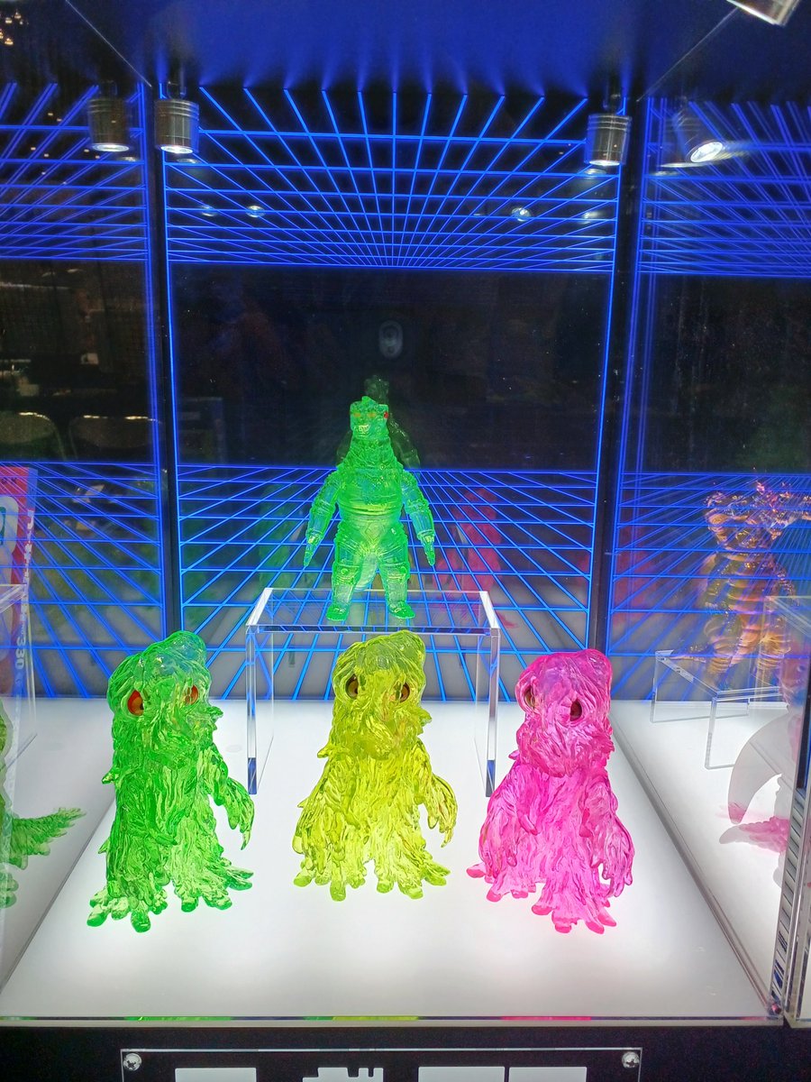 mono_shop's tweet image. #ワンダーフェスティバル2025夏 の限定アイテム。#CCPJAPAN のミドルサイズシリーズで #ヘドラ 3種とメカゴジラです。いずれもクリアVer.です。各限定50体です。#WF2025S #フィギュア王
