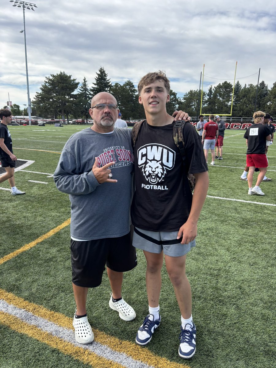 winter_lev79891's tweet image. Had a great camp today @CWUFB lots of great players there I got to compete with can’t wait for the season. 2026 TE