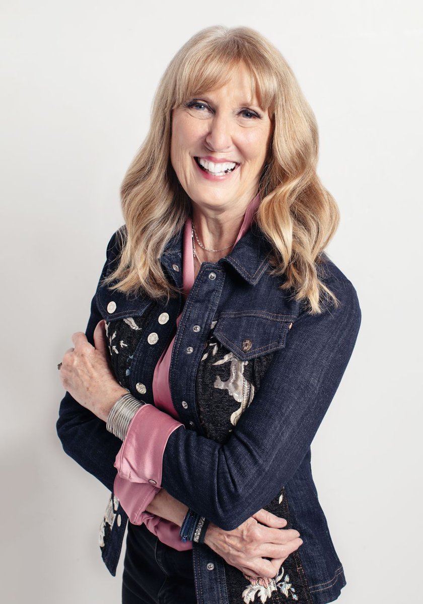 williamlstuart's tweet image. Do you read and follow North Texas author @JanSikes3? She writes short stories, biographical fiction, and more! Visit her site to find all her books!
jansikes.com
#follow #readandreview