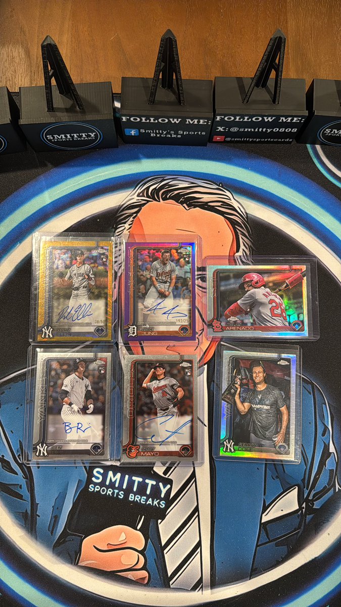 jsmith0808's tweet image. Overall a really nice case of Topps chrome jumbo. Pulled my first ever frozen fractor and a gorgeous Yoshi and Roki! These were the bigger hits! Thank you all. This was a blast!