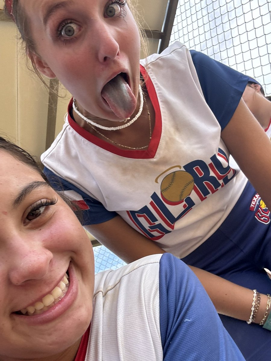 Carleigh Deeds tweet media