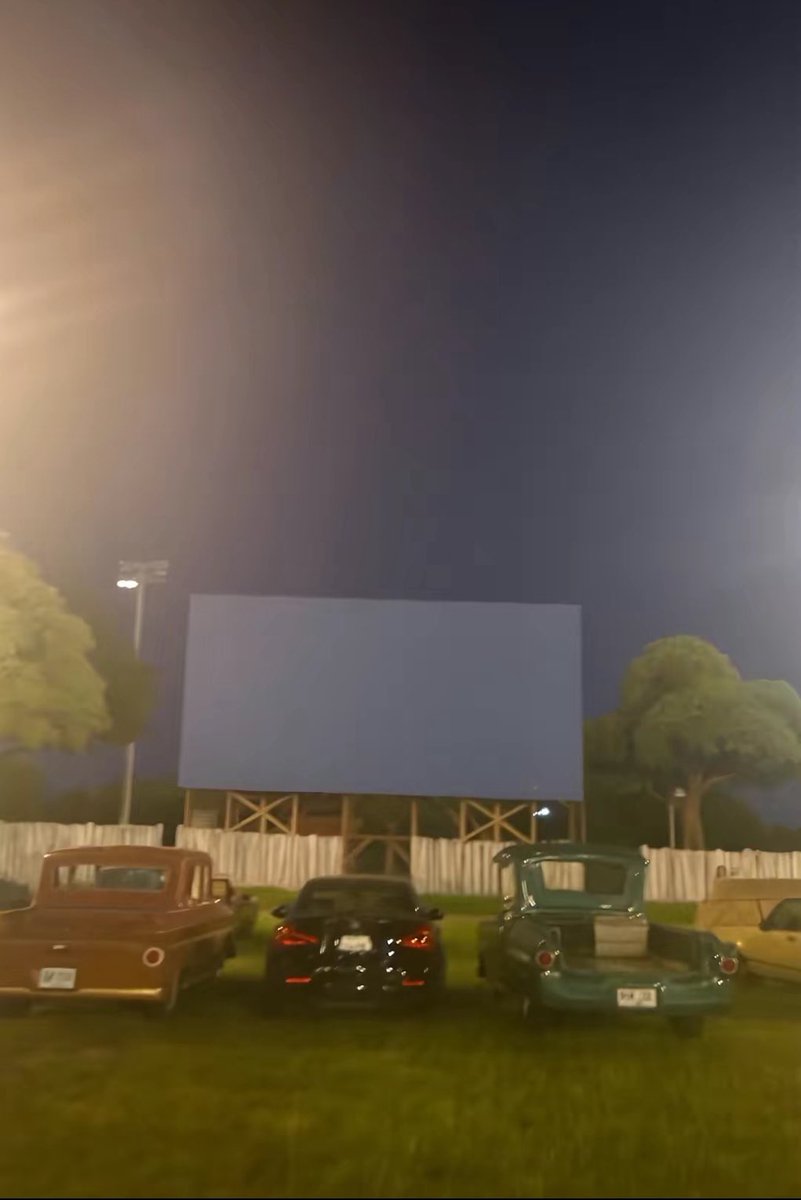 parsazx's tweet image. at a drive-thru theater with my date watching the new fantastic four movie 🤞