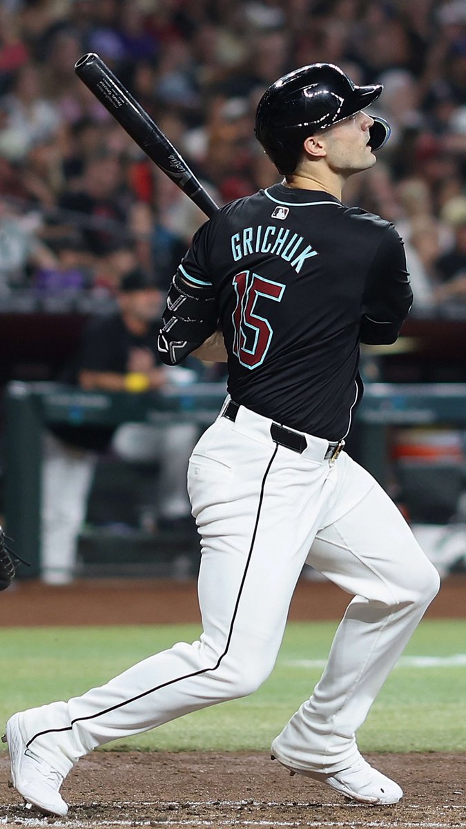 Your new outfielder Kansas City 🙌🏾<a href="/ByRobertMurray/">Robert Murray</a> had it first #FountainsUp