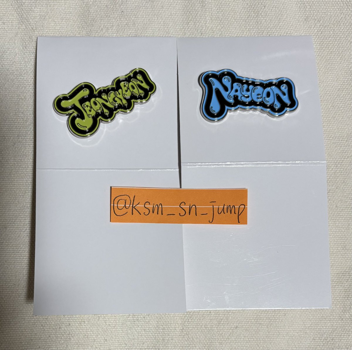 TWICE THIS IS FOR グッズ 交換
ランダムピンバッジ

譲→画像

求→サナ

7/27京セラor別日大阪での
手渡し交換希望
ご気軽にお声掛けください🙇🏻‍♀️