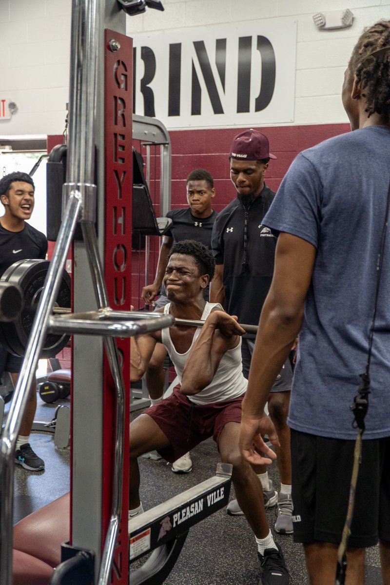 GoGreyhoundFB's tweet image. Stronger together. 

#CLIMB | #TheVilleFamily