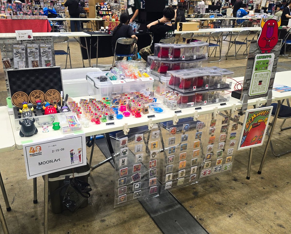 Moon_art_com's tweet image. ワンフェスの準備が終わりました😈🍎
ムーンアートは【2-15-09】となります✨
会場内大変込み合っておりますので、お気をつけてご来店ください🍀
#WF2025S
#WF2025夏
#sofvi #ソフビ #デモンソフビ