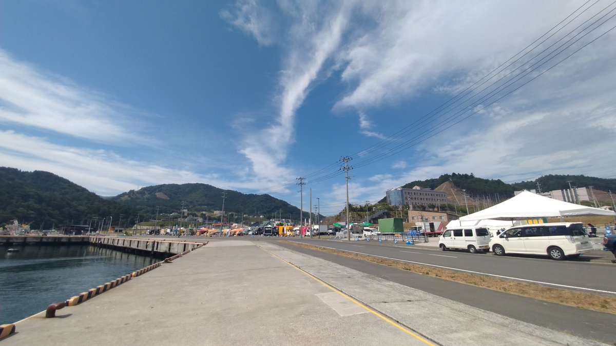 getureigo's tweet image. 快晴の女川！

日差しは強くて暑いが東京に比べれば耐えられる暑さ