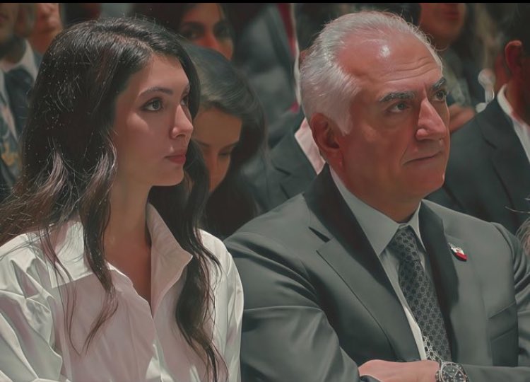 maha60829's tweet image. شاه ایران و ولیعهد ایران 🩵👑
#رضاشاه_دوم_پهلوی_سوم
#KingRezaPahlavi
#وليعهدنورپهلوى
#همكارى_ملی