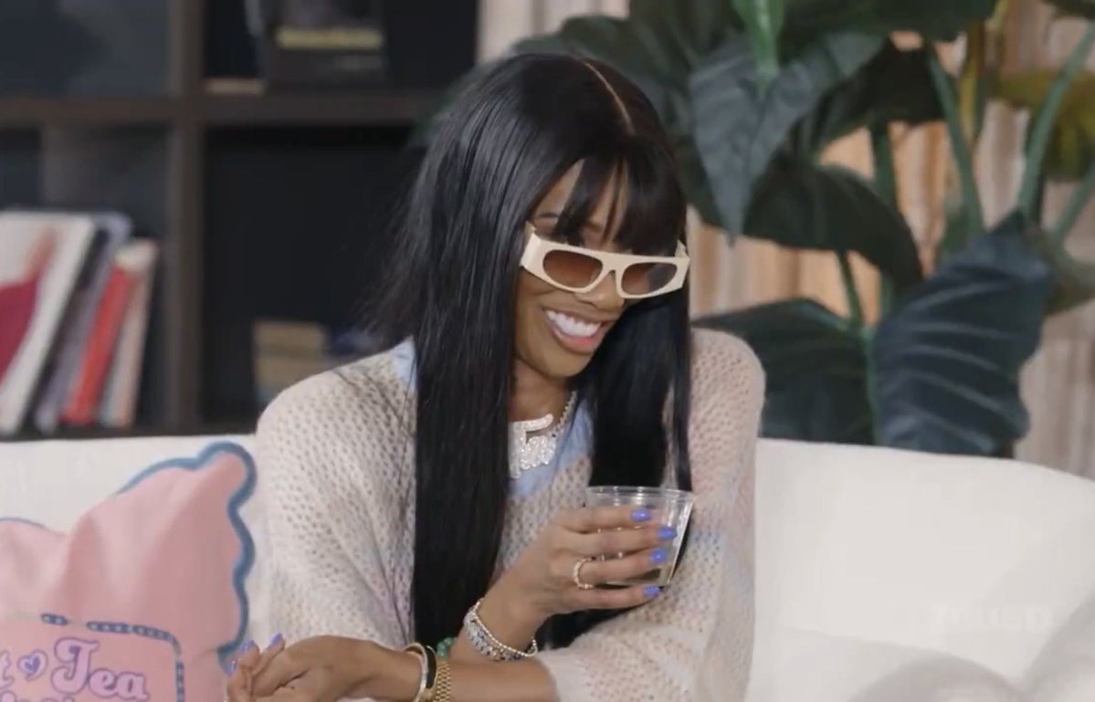 JoshTalksBB's tweet image. it sounds like Lauren is thinking about nominating Jimmy? 🤔😍 #BB27