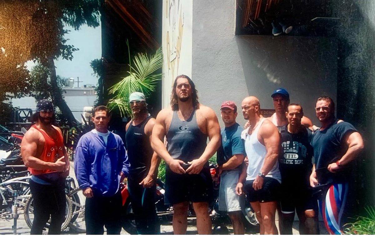 Gold's Gym Venice 1997 😎🙏🏻 💪🏼 ☀️ 🌴 🏋🏻‍♀️