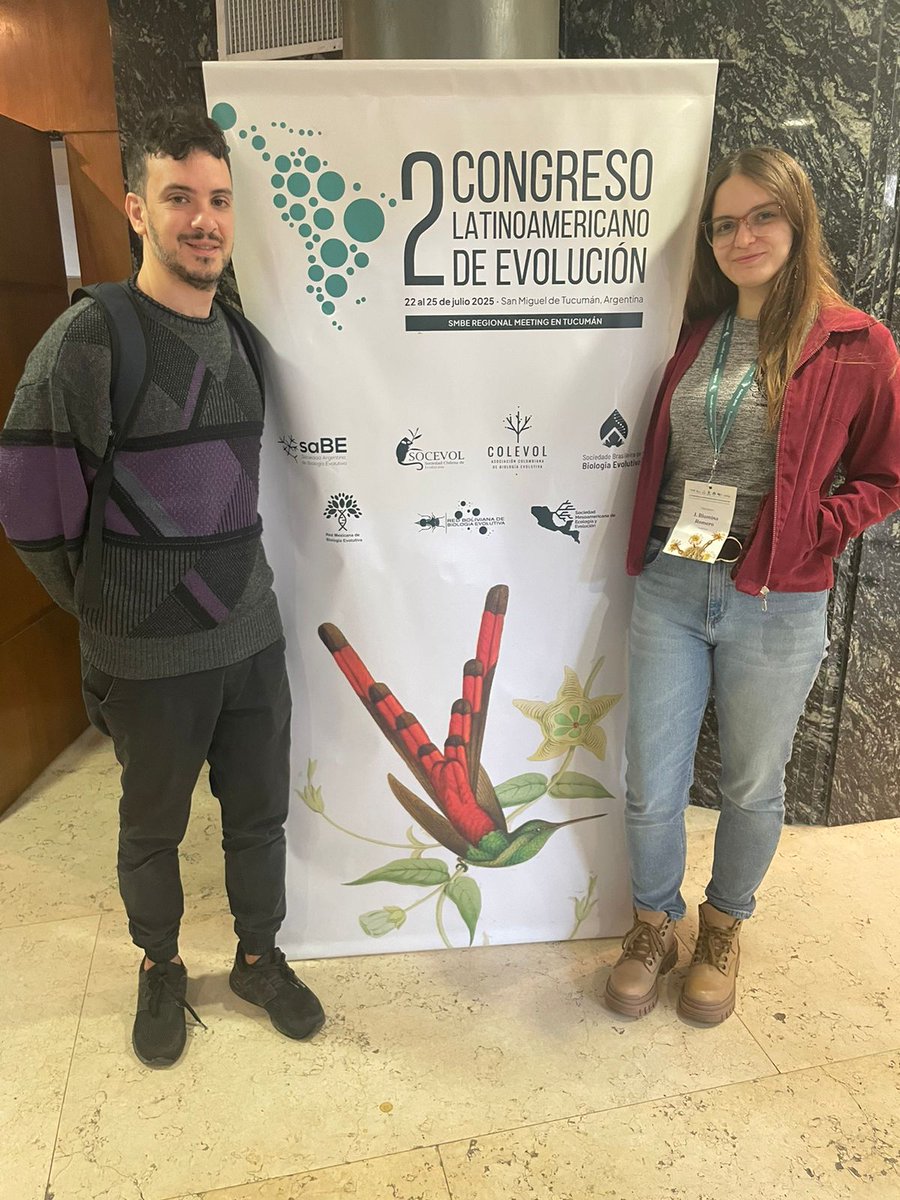 bluminar_'s tweet image. Primera vez compartiendo mi trabajo en un congreso! 🐒
@Clevol2025 @enysconicet @laristide