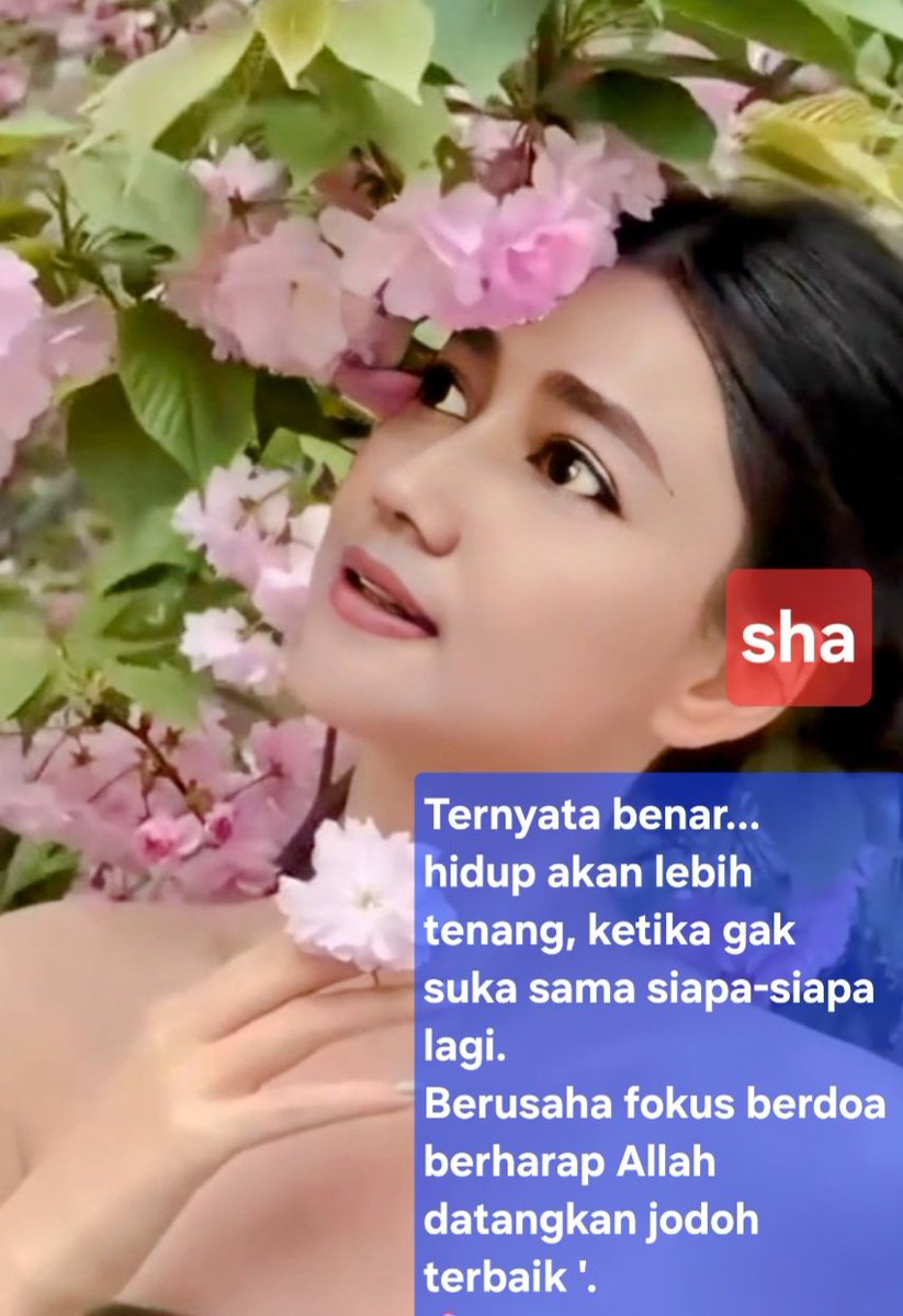 Di pagi hari memetik
kembang,
Kembang melati harum semerbak.
Jodoh di tangan Tuhan sejati,
Pasti akan datang di waktu yg tepat.

#Assalamu_Alaikum
🌺🫰