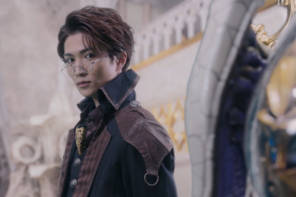 SHOUMA LOOKS SO GOOD IN NYELV’S FIT ???