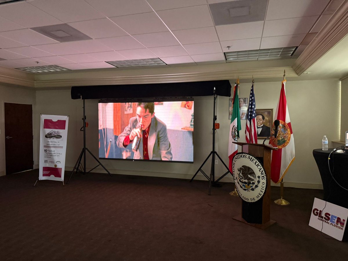 ConsulMexOrl's tweet image. Hoy en el Consulado de México en Orlando🇲🇽 se llevó acabó la presentacion del programa de nuestro 10° Festival Mexicano de Cine y Cortometrajes en Orlando, en donde se proyectaron los cortometrajes de la categoría Thrillers:
1. Cuando nadie te ve 🎬
2.Billar Durango🎬…