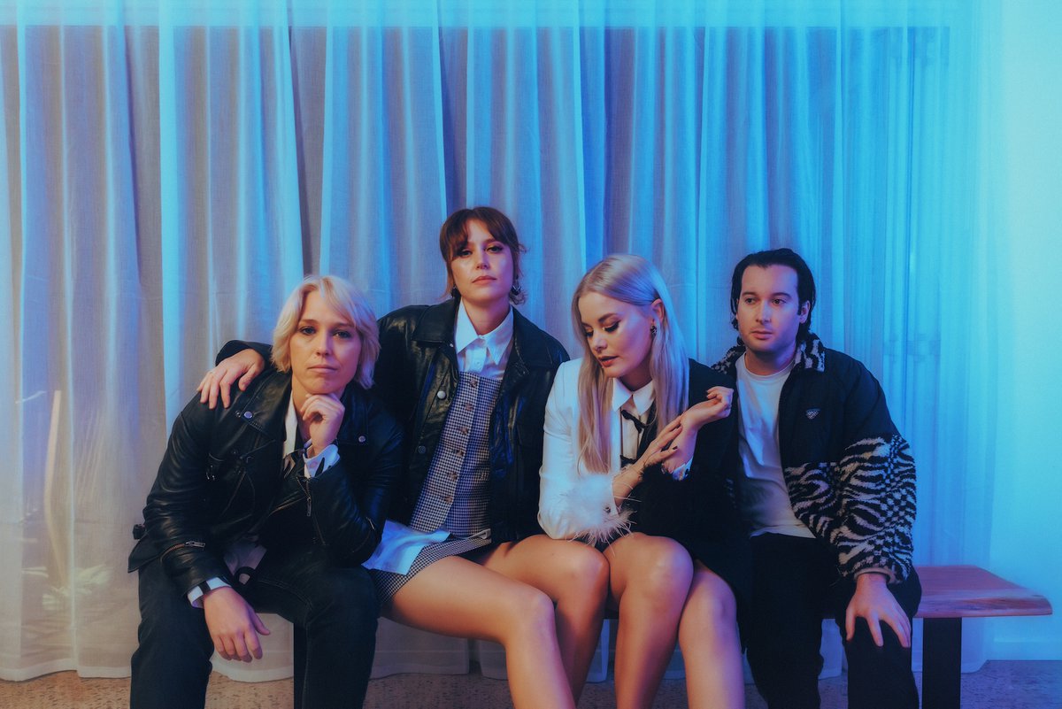 MissChatJOY's tweet image. #np 'Aftermath' by Blue Mountains femme-fronted dream-pop band LUCIDBLOOM on Australia's LGBTQIA+ radio station, @JOY949 - I love this soundscape!
📸@bee_elton