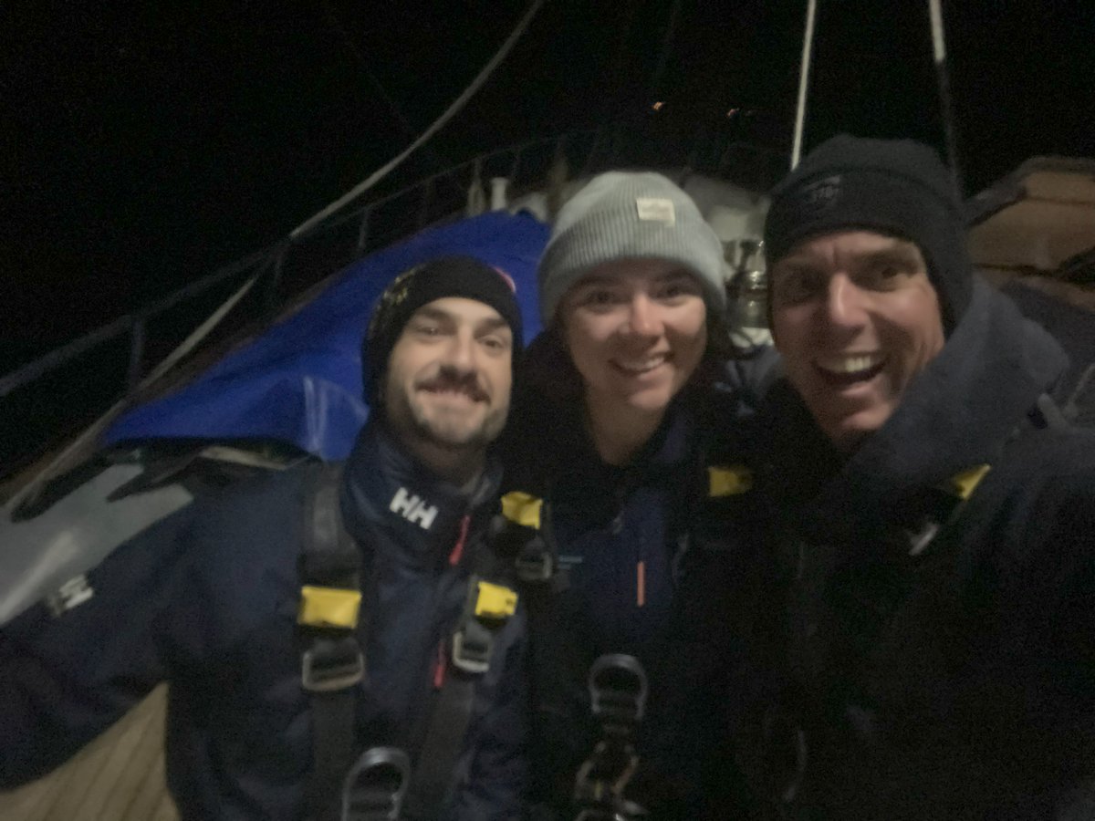YoungEndeavour1's tweet image. ⚓Captain's Log V13/25 - Day 02
"The whale migration is in full swing and the crew were treated to a family of three whales conducting synchronised jumps during the forenoon today."
💻Full Captains Log on our Website.