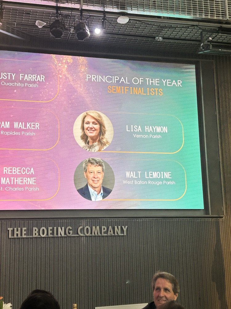 wbrpanthers's tweet image. Celebrating Mr. Walt Lemoine , LA State Principal of The Year Semifinalist, at the Dream Teachers Event. Congrats, Coach. Thanks for the many years of service to our community and our kids!