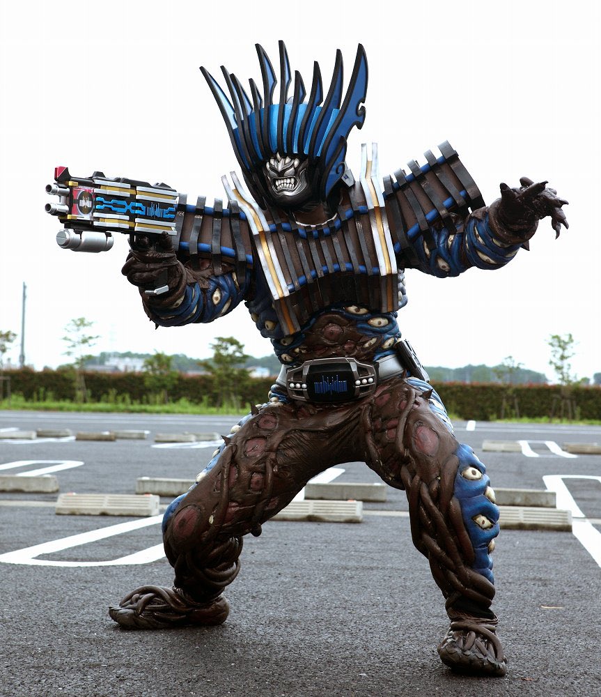 d5_k10's tweet image. おいたわしや、ファイヤキャンドル様…。
ディエンドに変身したチノマナコみたいになってるよ。
#ゴジュウジャー
#nitiasa