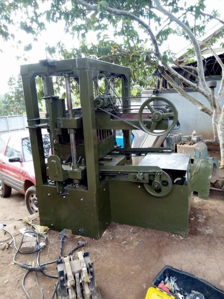 welandfab's tweet image. Semi automatic concrete block machine locally fabricated from scratch by me and my team in 2017