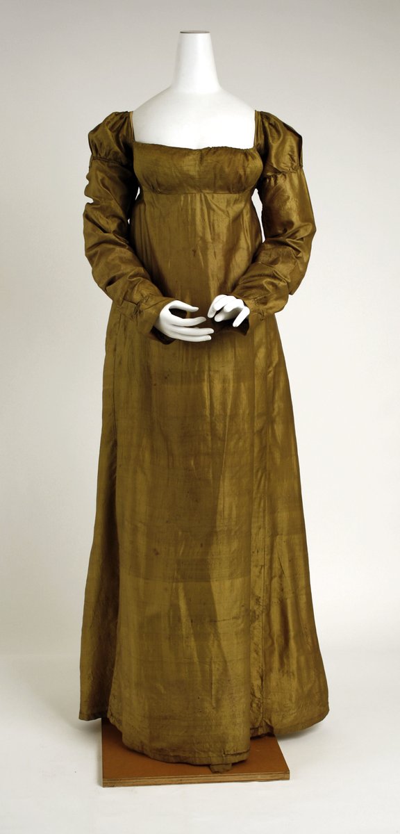 plummie9's tweet image. American

Silk dress. c.1803

@metmuseum 
#FashionHistory