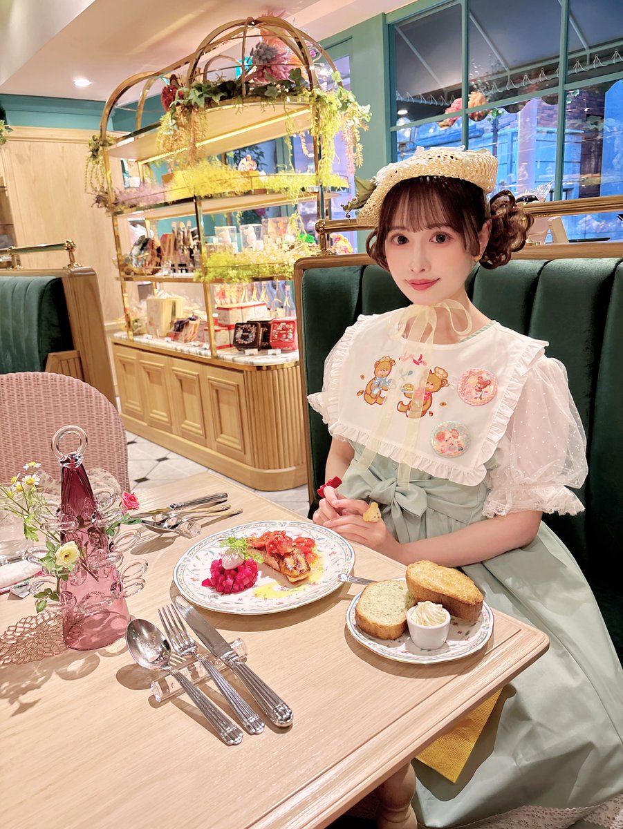 Mayukawaiidoll's tweet image. MOOMIN CAFE 💐 Floral Valley

お花がたくさんのかわいいカフェ☕️