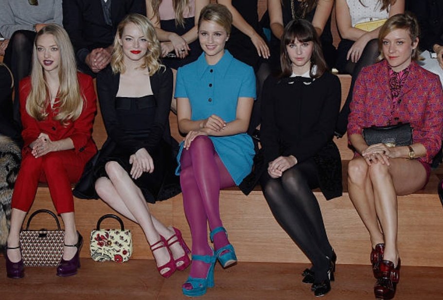 37Lemons's tweet image. Five Guys at a fashion show

L to R:
Amanda Seyfried, Emma Stone, Dianna Agron, Felicity Jones, &amp;amp; Chloe Sevigny

Paris Fashion Week 
2013