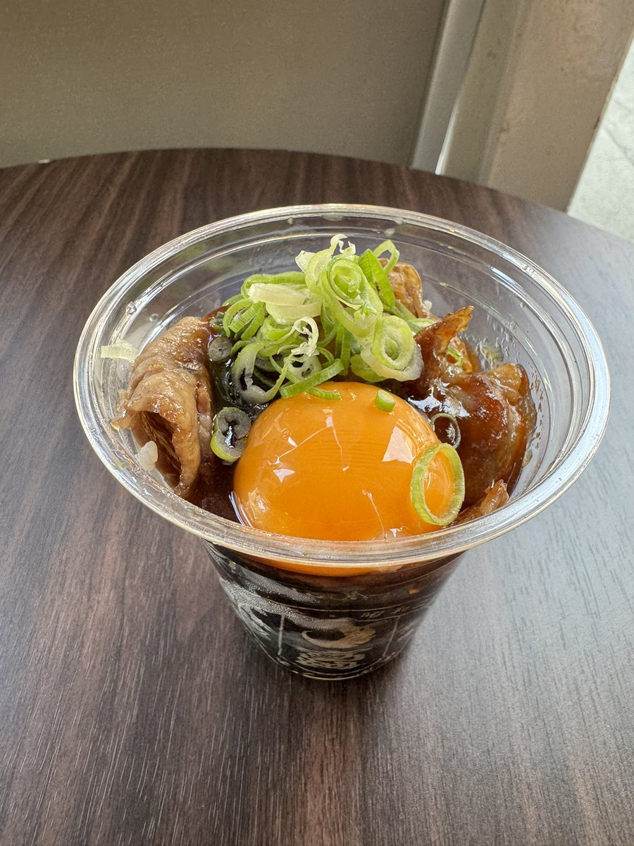 binbou_FD3S's tweet image. 今日は2回目の築地の食べ歩きです💖

お金は💴使っちゃうけど
本当に美味しくて止まらないです笑笑💕