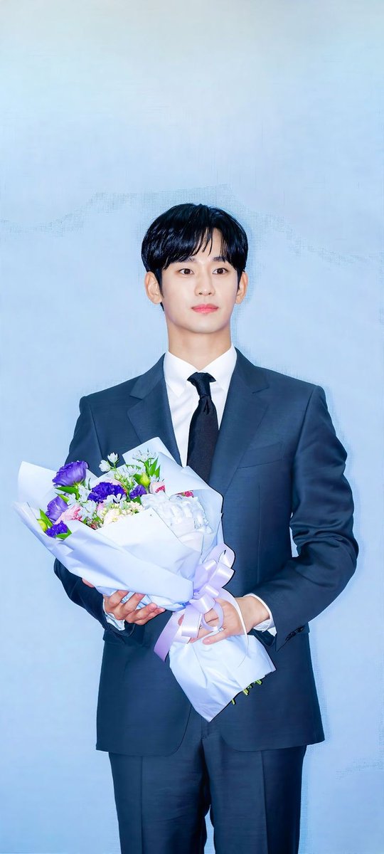 From Seoul to the world—
he didn’t chase attention.
He earned love.🌍❤️
Across continents, cultures, and time zones,
our hearts beat the same name:
Kim Soo Hyun.

#KimSoohyun
 LOVED EVERYWHERE
#kdramakorean