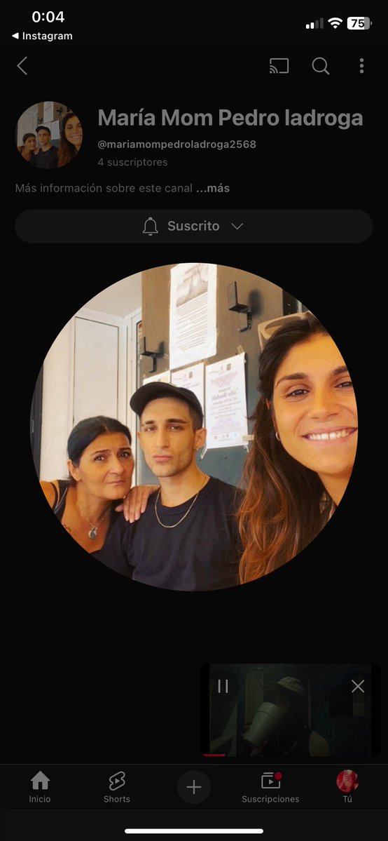 notkierovermal's tweet image. maría mom pedroladroga que cute