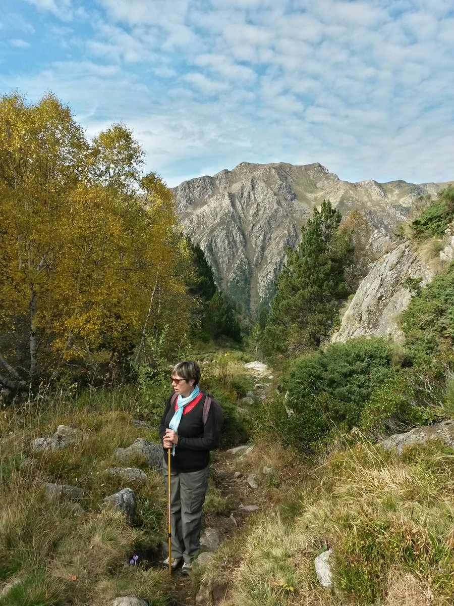 Balade_Sympa's tweet image. Après 2h30 de marche, l'étang des Bésines en Ariège 🏃👍 #ariege #occitanie #MagnifiqueFrance