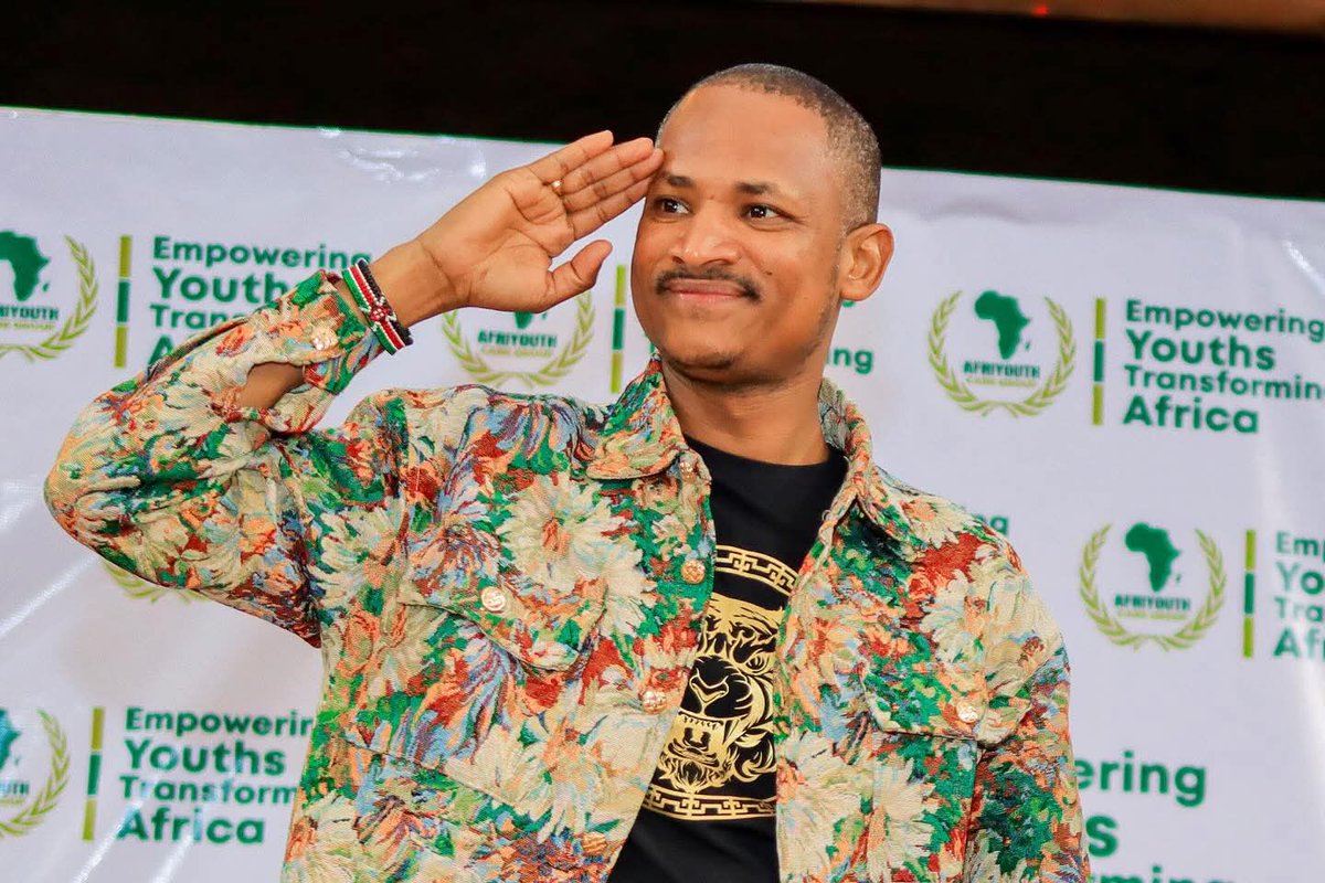 CaptainDominicO's tweet image. Receive greetings from My future President and the next Governor Nairobi. Amesema niwagoteee, We have just had a 20 minutes call.