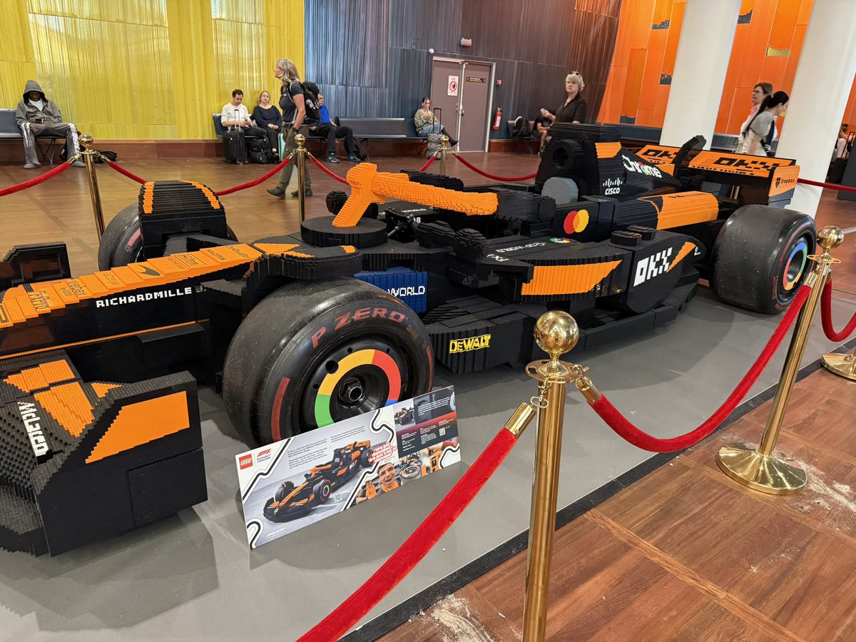 Joloco97 (@joloco97) on Twitter photo ¡Buenos días Maquinarias! 
Sigo convencido de que este F1 era más rápido que el AM ¡Buenos días Maquinarias! 
Sigo convencido de que este F1 era más rápido que el AM