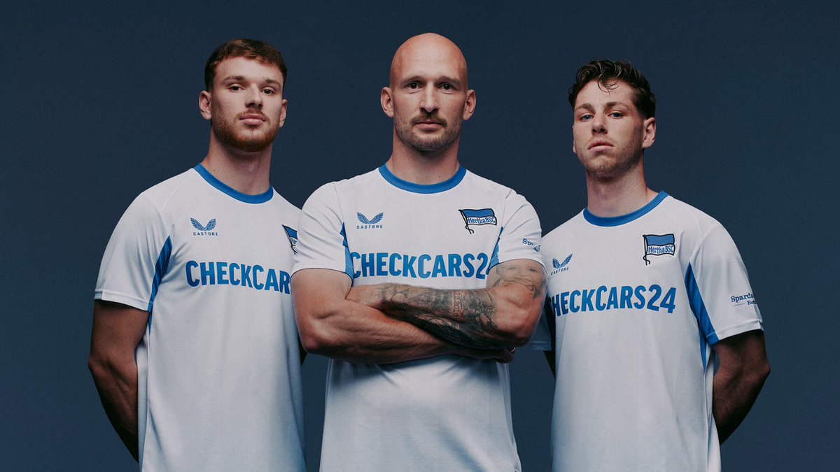 ⚪️⚪️

🇩🇪 كشف نادي هيرتا برلين الألماني عن طقمه الاحتياطي لموسم 25/26 من castore