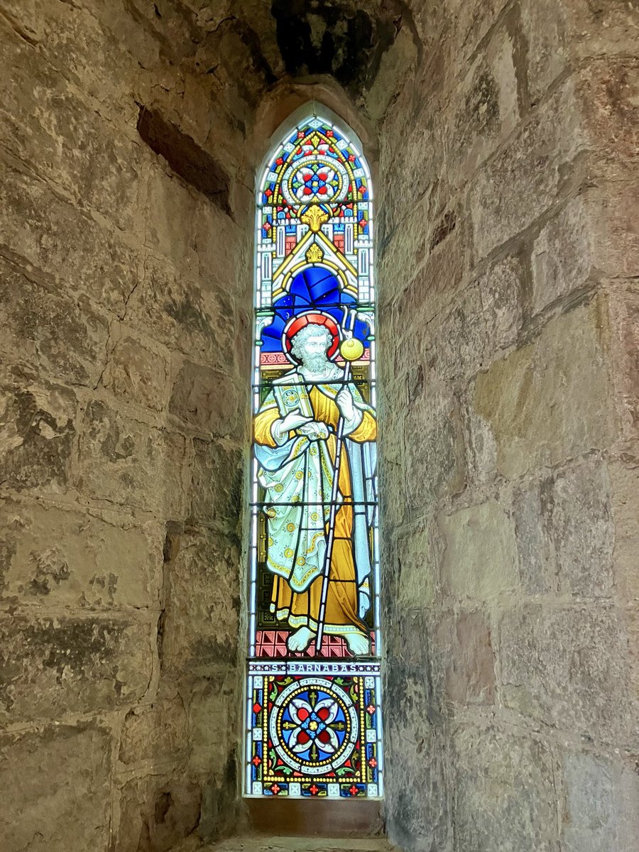 TulipHeather's tweet image. #StainedGlassSunday
A selection from St Aidan’s Church, Bamburgh, Northumberland