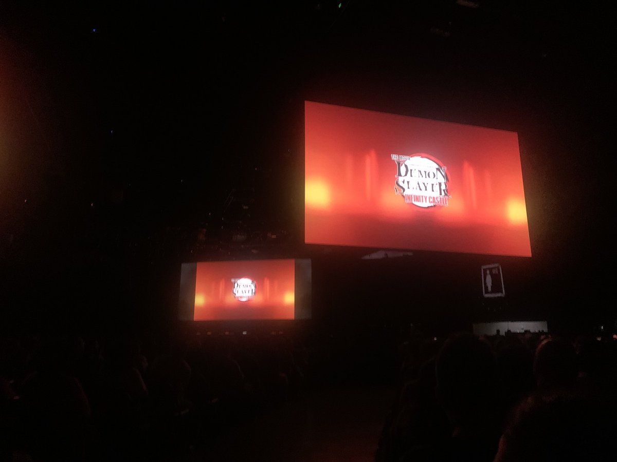 SpideySensei_'s tweet image. Demon Slayer showed a new Infinity Castle trailer in Hall H 👀🔥 They dropped the first 13 mins too — from Gyomei & Ubuyashiki’s flashback to all the slayers falling into the castle... ends right when Shinobu meets Doma. Basically chapter 139 adapted.
