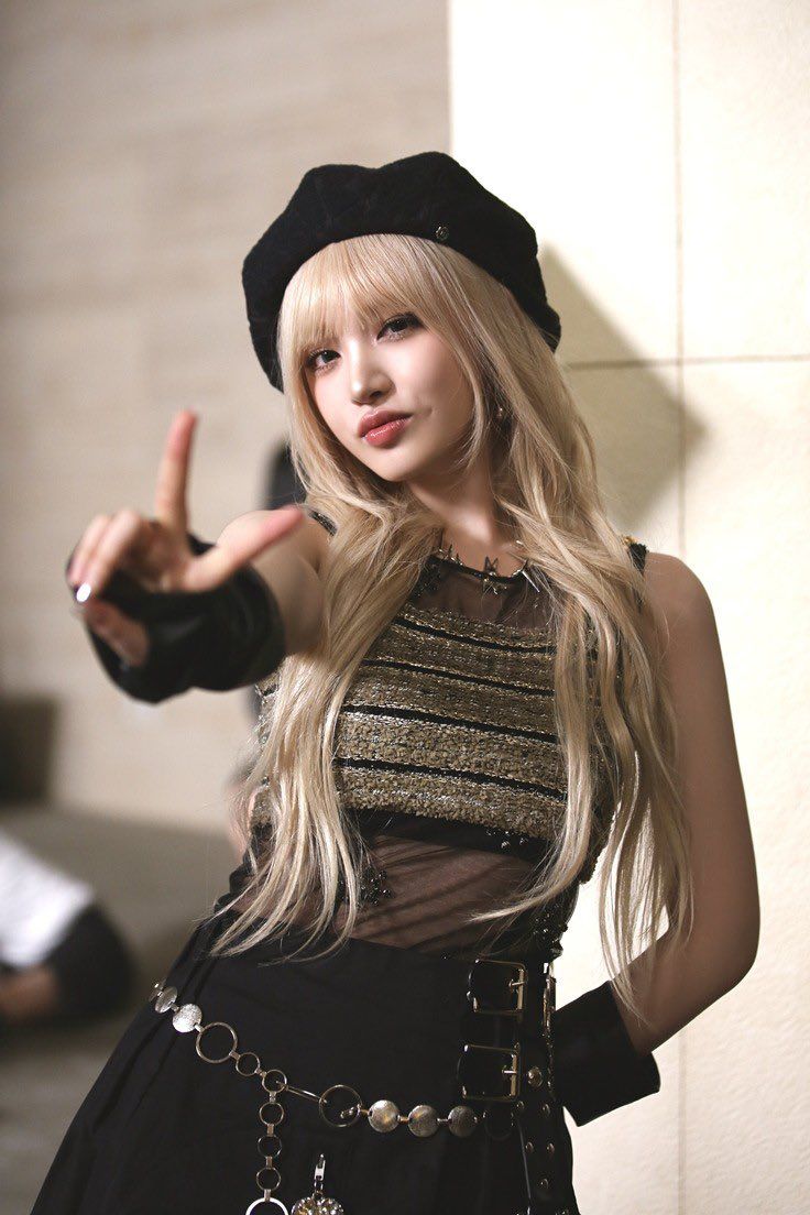 YYseos54516's tweet image. Liz Pics