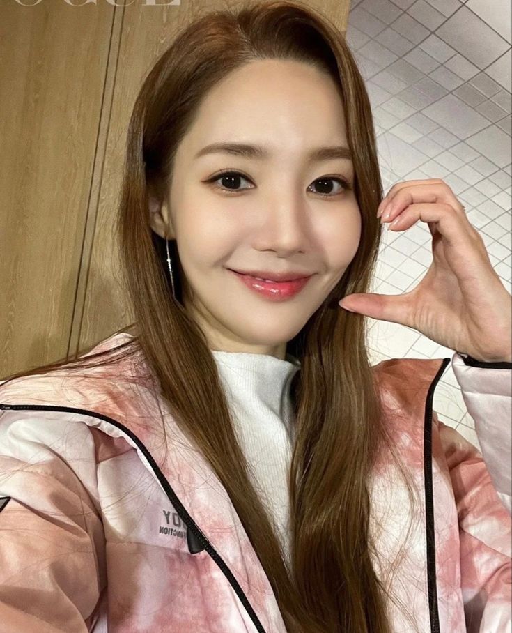 YYseos54516's tweet image. Park MinYoung Pics #ParkMinYoung #zelena