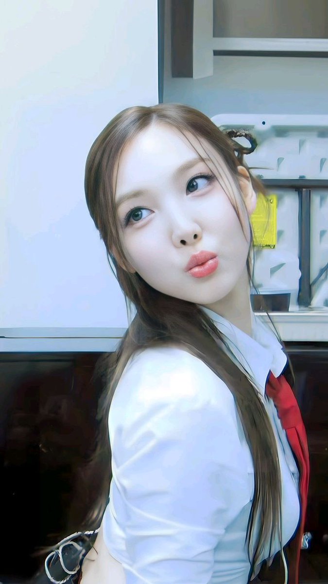 YYseos54516's tweet image. Nayeon Pics #TWICE #Nayeon #zelena