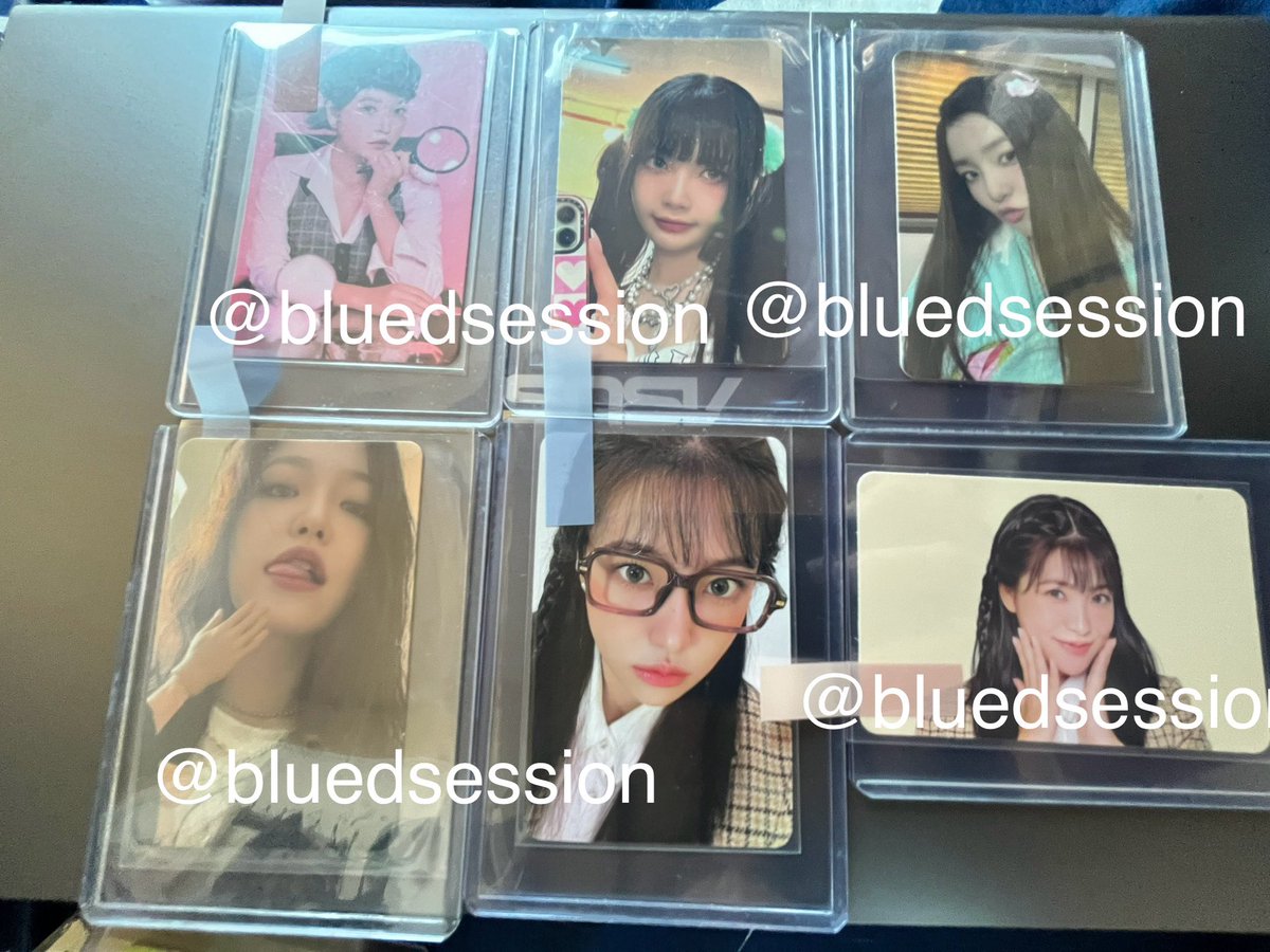 bluedsession's tweet photo. wts lfb red velvet photocards pcs ph

irene 250 + pf + sf
joy 200 + pf + sf
yeri bday 150+ pf + sf
yeri sg 100 ea + pf + sf

wts rv birthday bday pc ph https://t.co/I26omvbMOQ