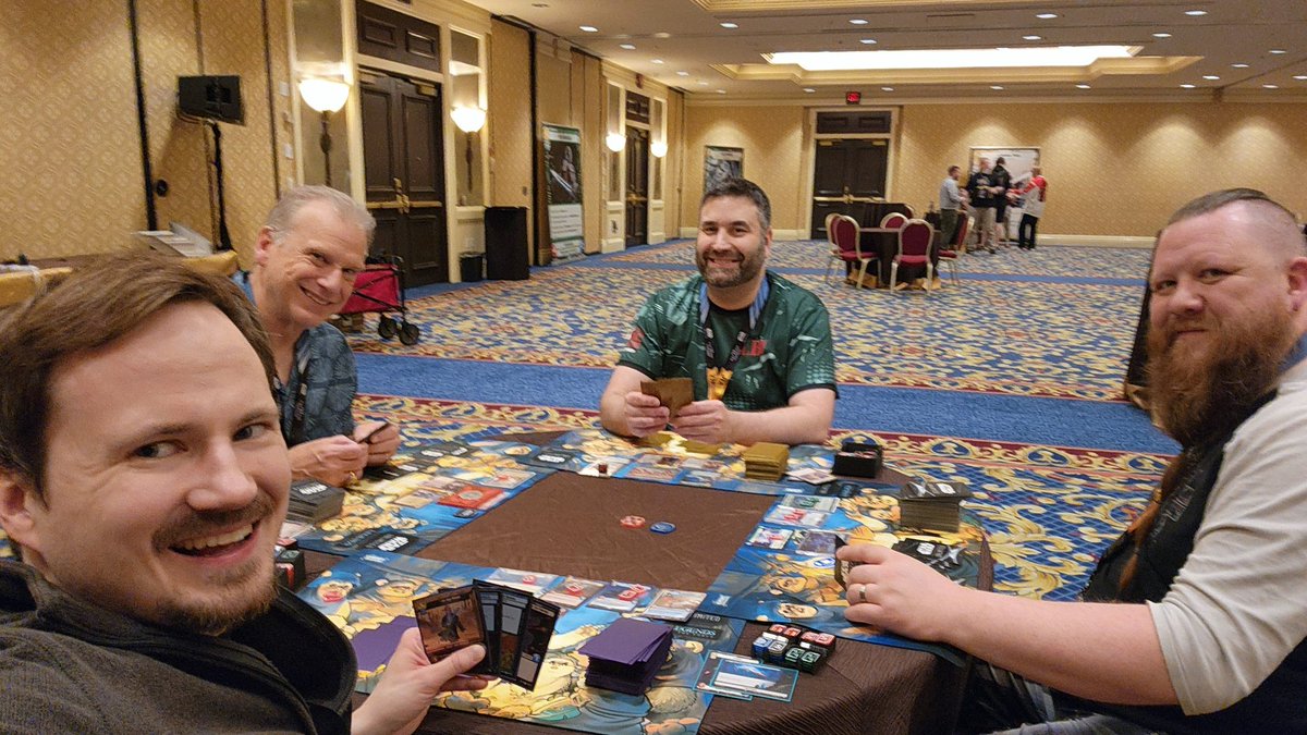 MaindeckGames's tweet image. Ended Day 2 of Galactic with some TWIN SUNS action with Leo from The Jodo Cast, Ryan (Battle Wagon), and @DiceAndNames! Ryan showed us the power of his Han/Cassian combos! #StarWarsUnlimited